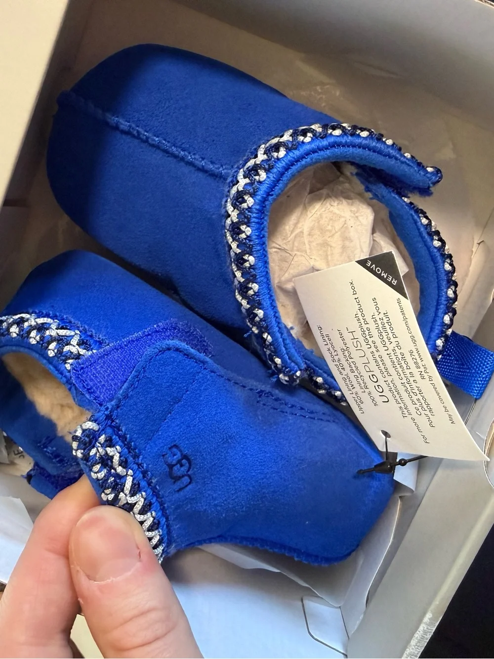 UGG never worn